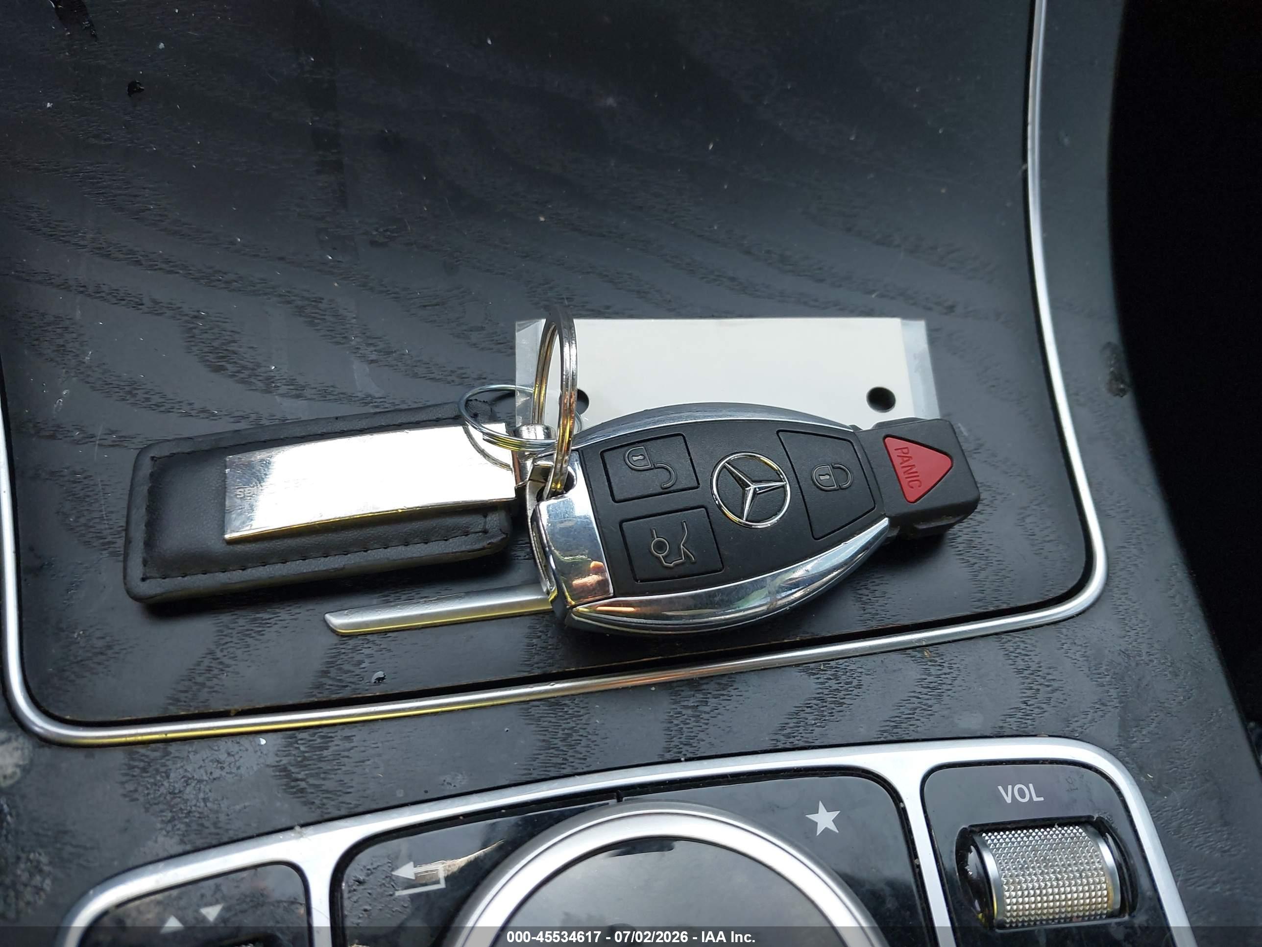 2019 MERCEDES-BENZ GLC 300 4MATIC