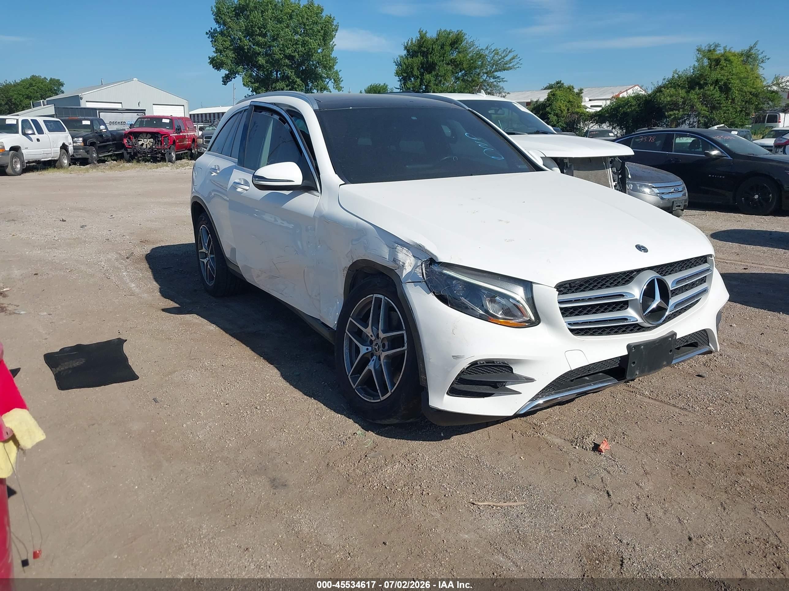 2019 MERCEDES-BENZ GLC 300 4MATIC