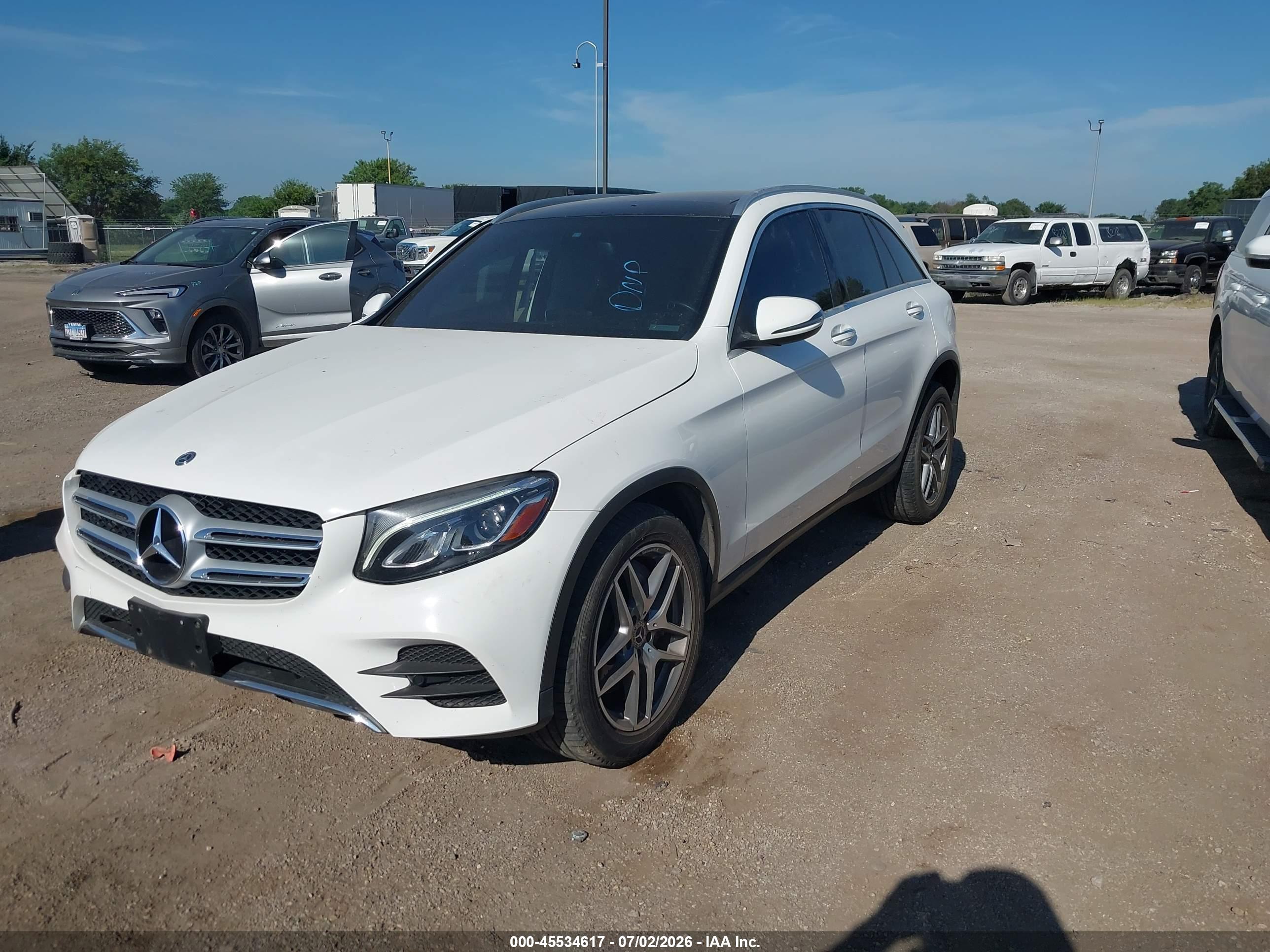 2019 MERCEDES-BENZ GLC 300 4MATIC