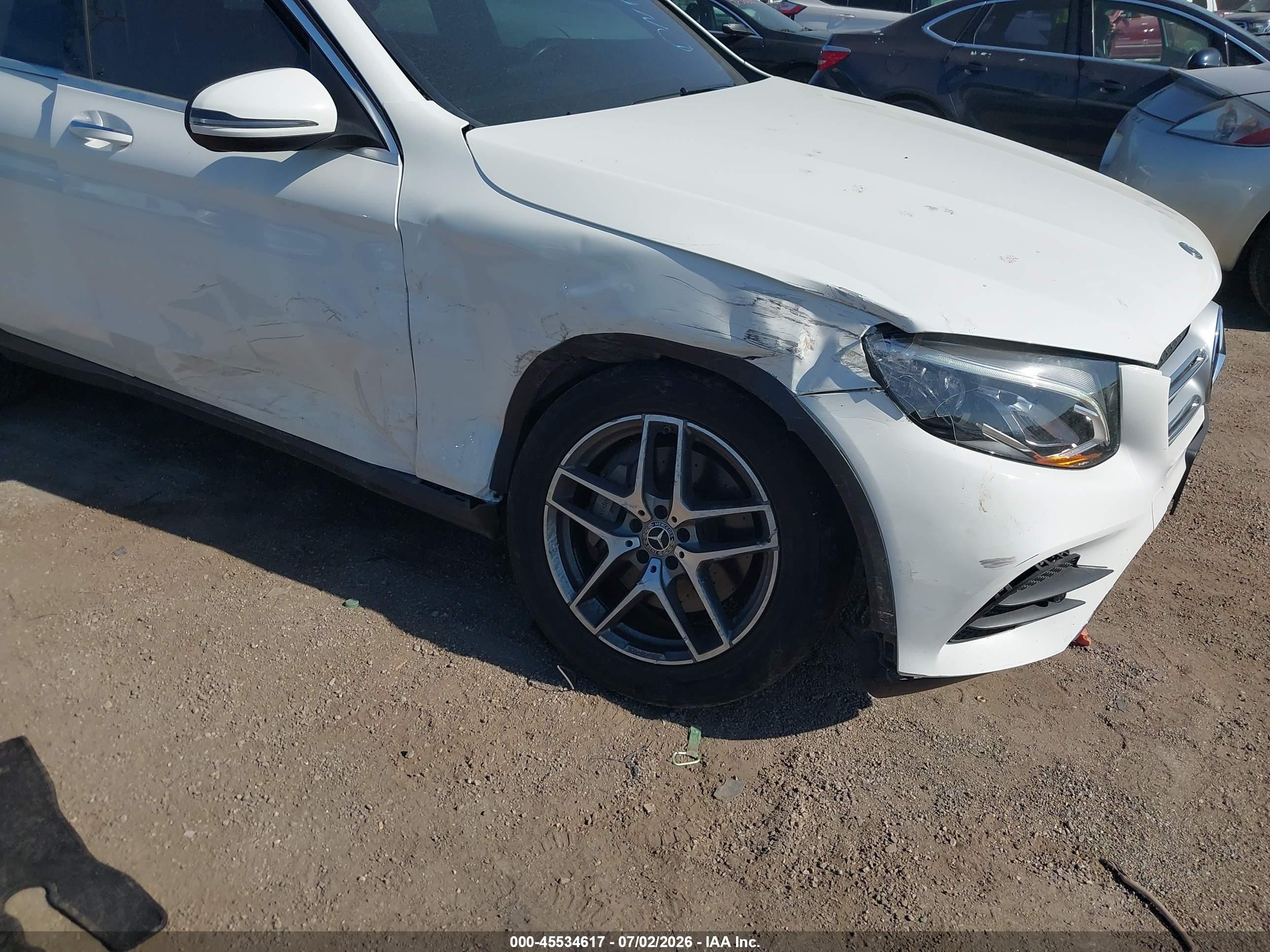 2019 MERCEDES-BENZ GLC 300 4MATIC