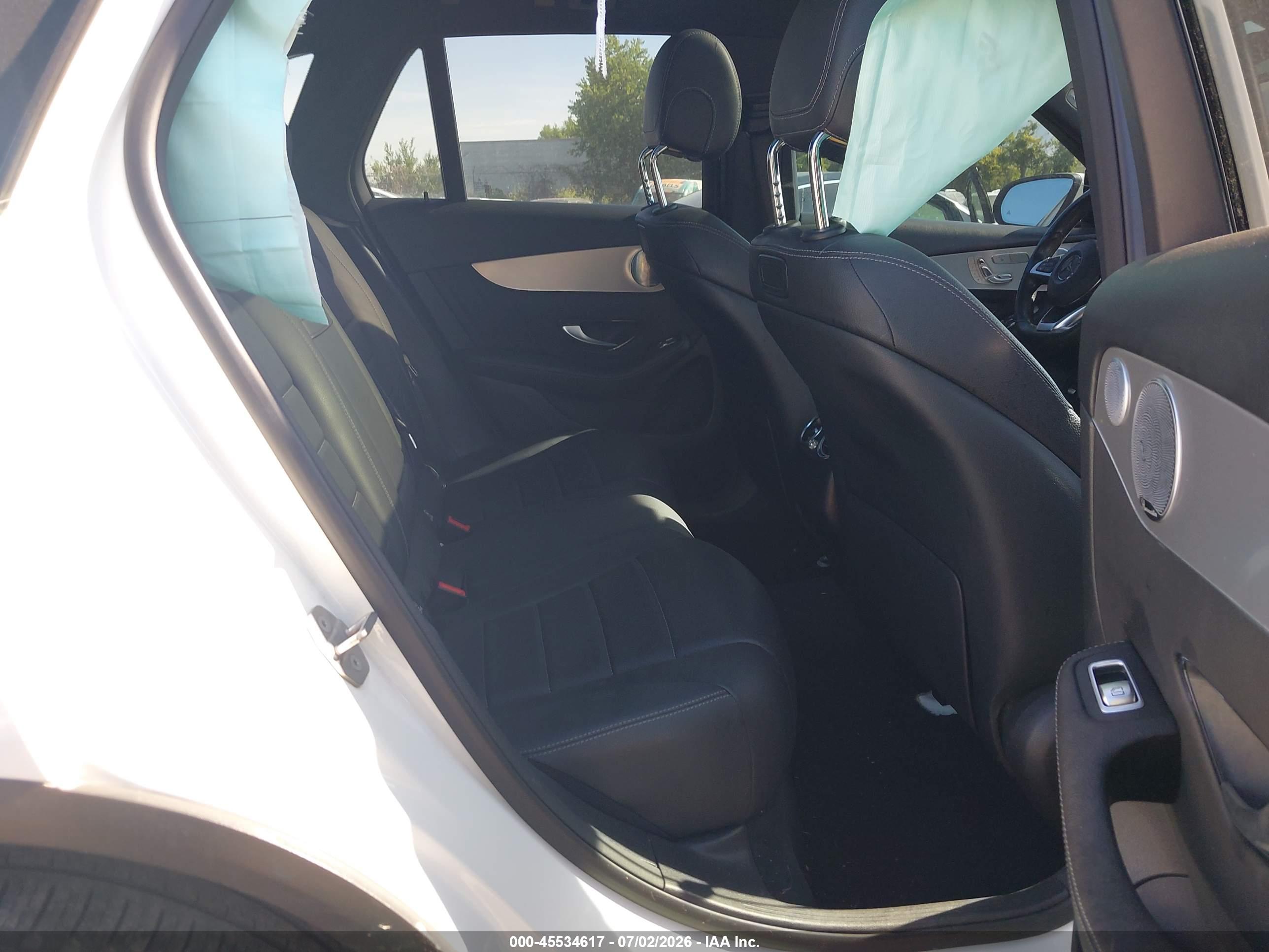 2019 MERCEDES-BENZ GLC 300 4MATIC