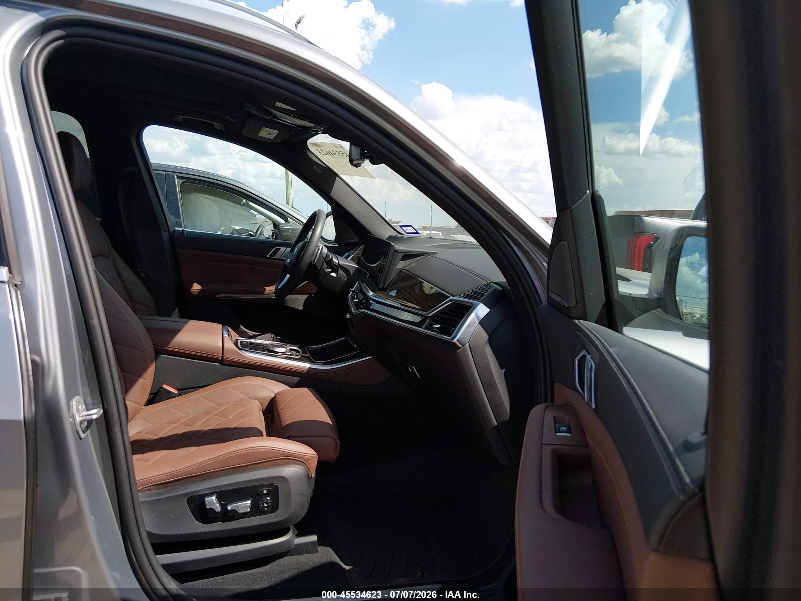 2024 BMW X5 SDRIVE40I