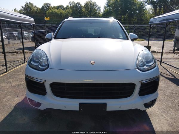 2016 PORSCHE CAYENNE S