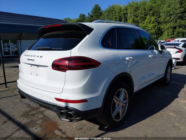 2016 PORSCHE CAYENNE S