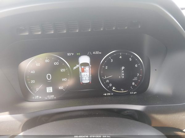 2017 VOLVO XC90 T6 MOMENTUM