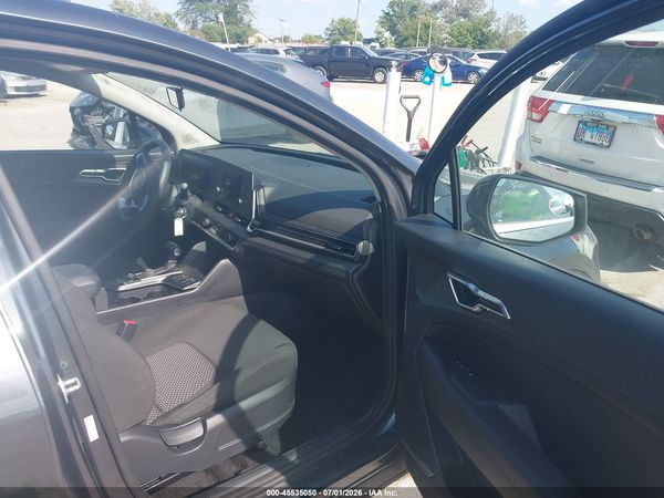 2025 KIA SPORTAGE LX