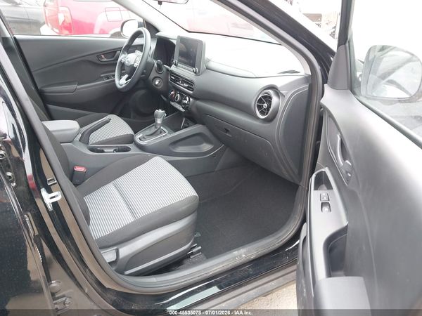 2023 HYUNDAI KONA SE