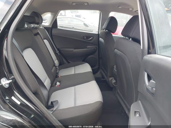 2023 HYUNDAI KONA SE