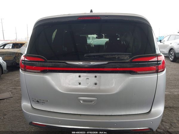 2023 CHRYSLER PACIFICA TOURING L — I119
