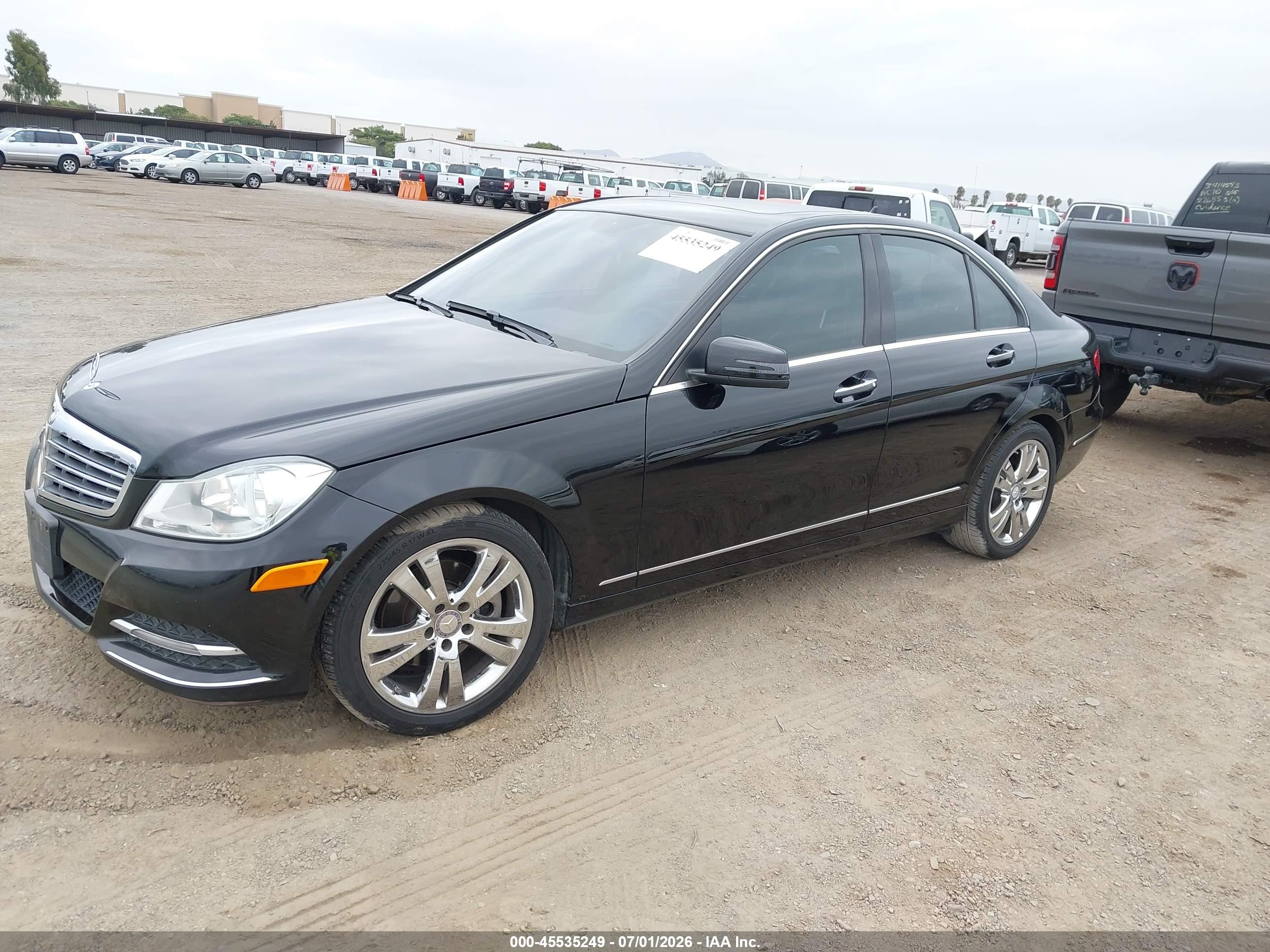 2013 MERCEDES-BENZ C 250 C250