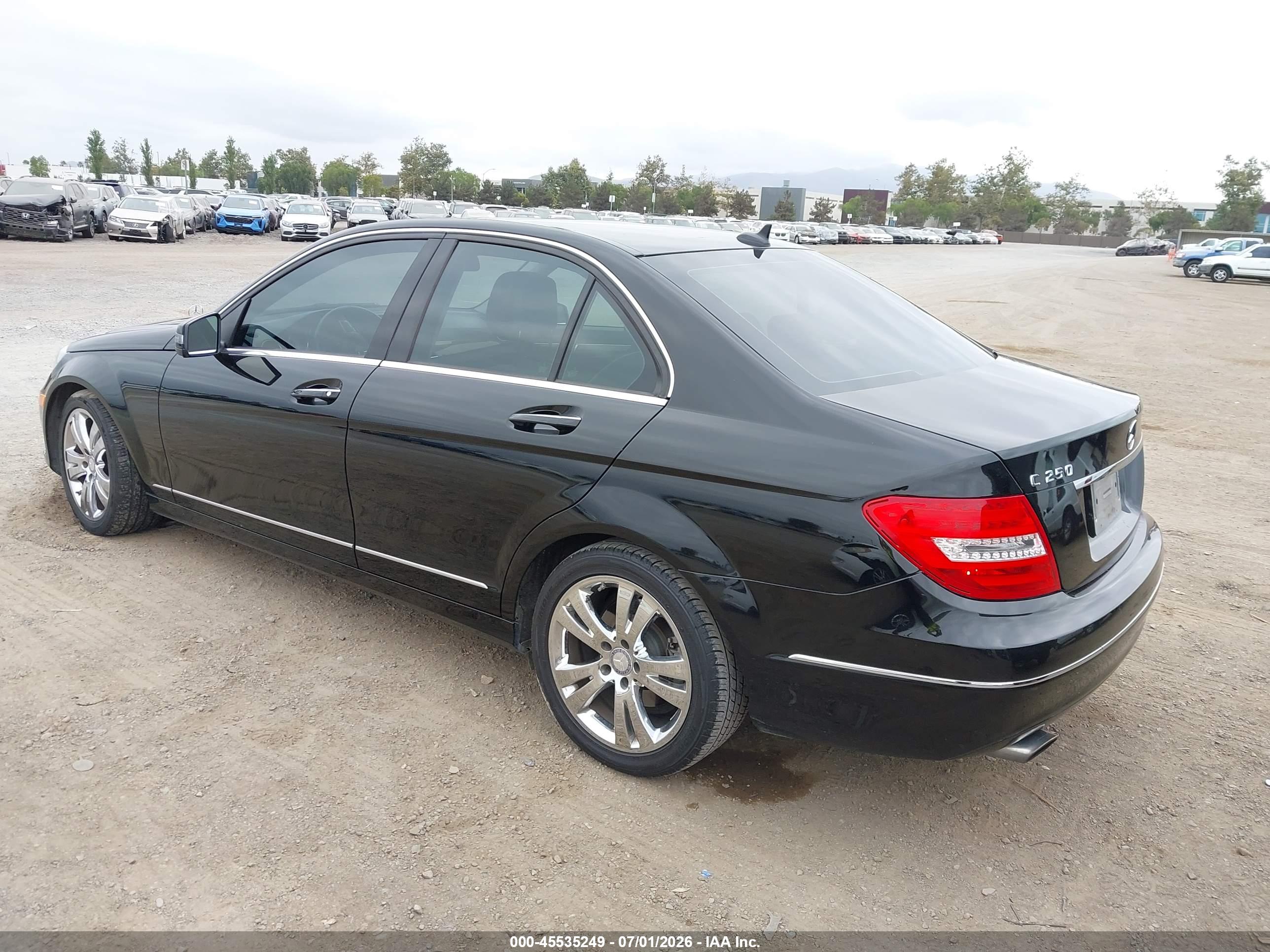 2013 MERCEDES-BENZ C 250 C250