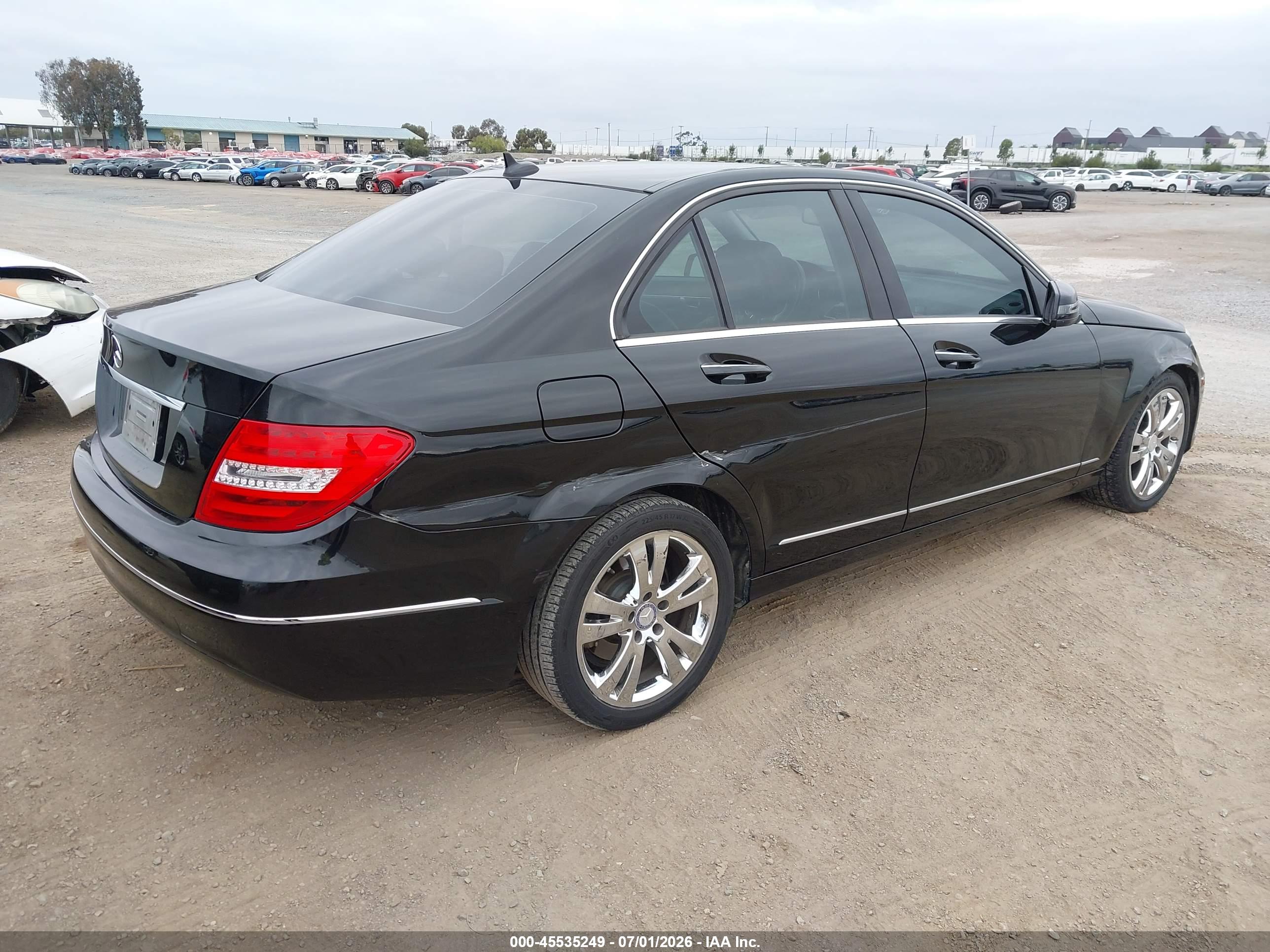 2013 MERCEDES-BENZ C 250 C250