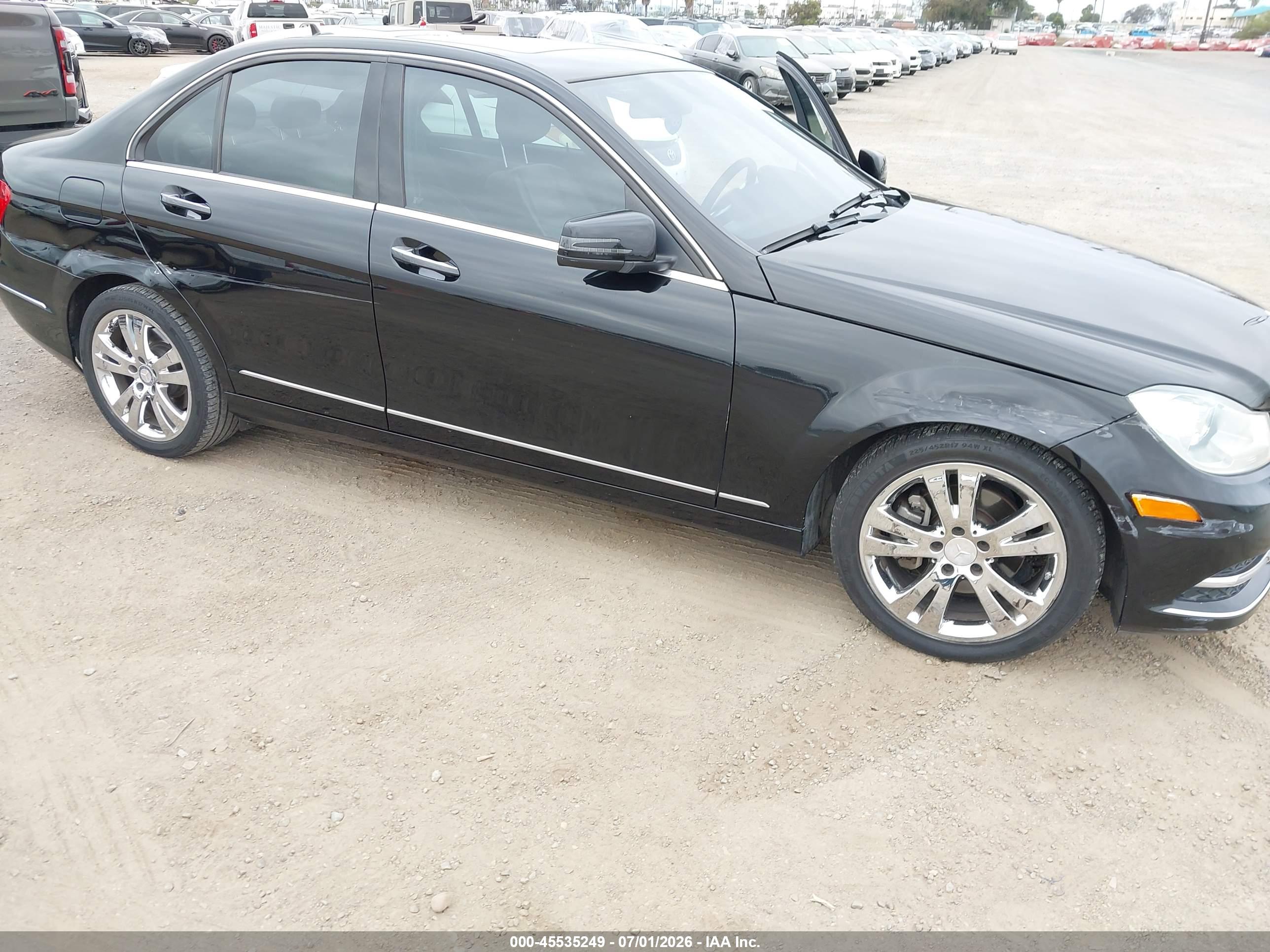 2013 MERCEDES-BENZ C 250 C250