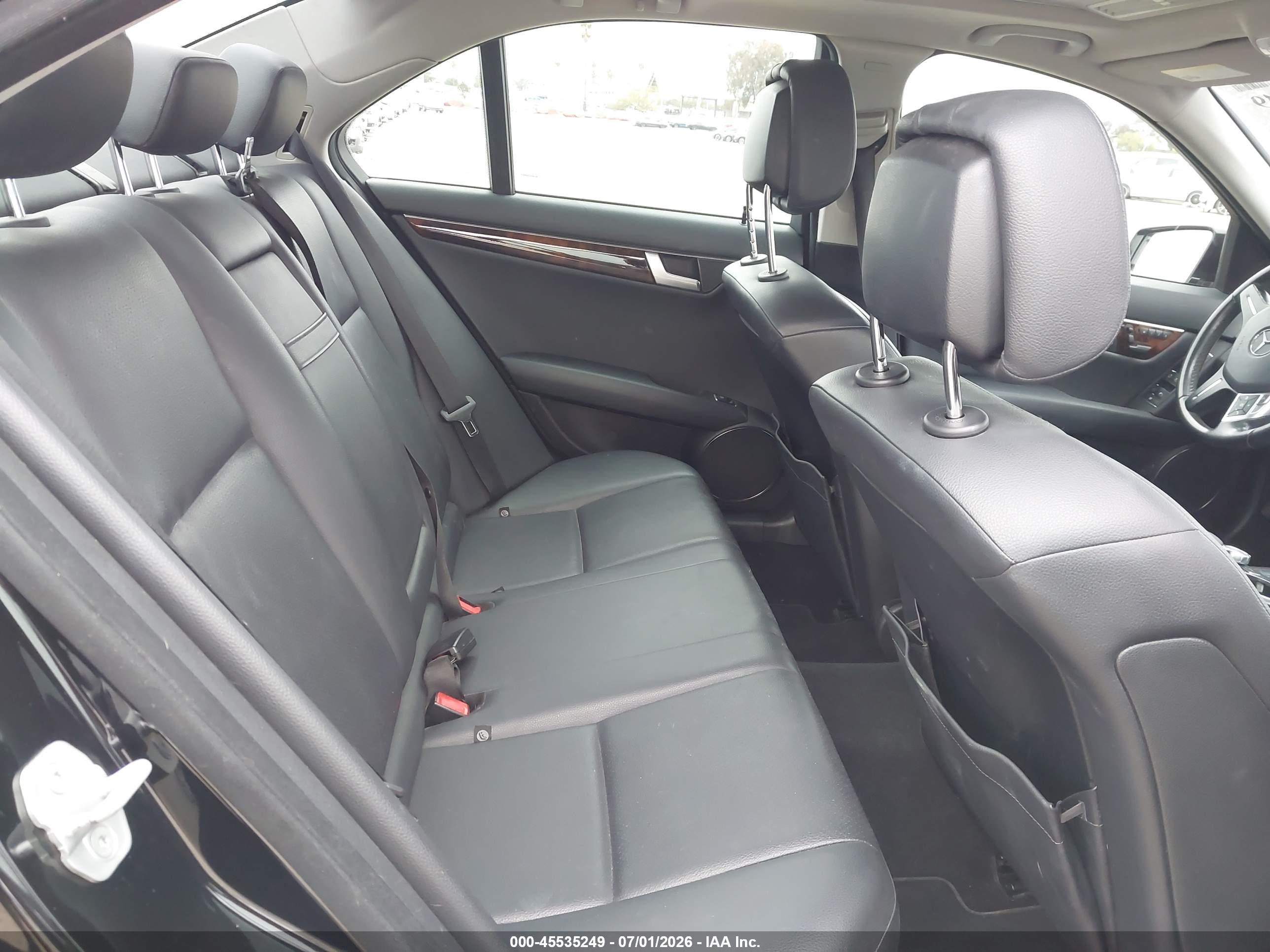 2013 MERCEDES-BENZ C 250 C250
