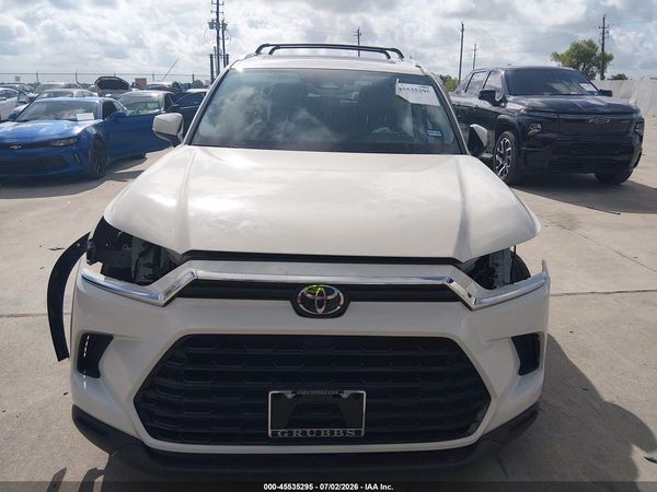 2024 TOYOTA GRAND HIGHLANDER XLE