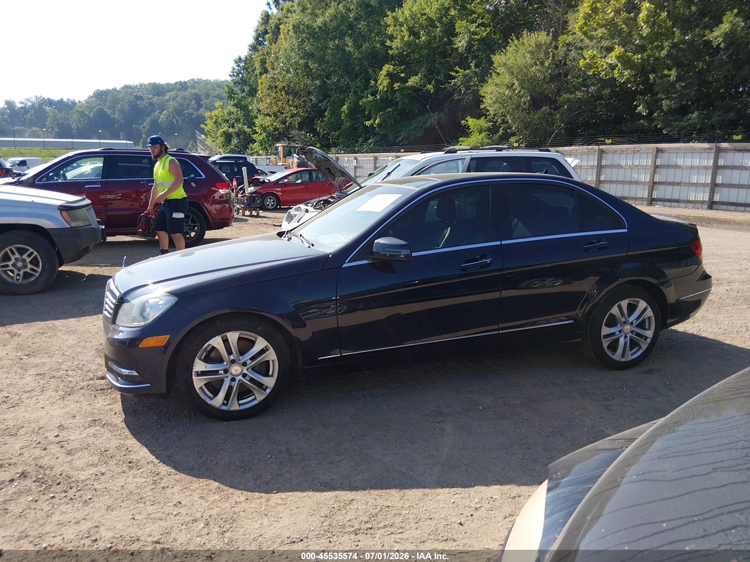 2014 MERCEDES-BENZ C 300