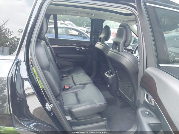 2016 VOLVO XC90 T6 MOMENTUM