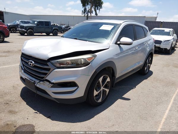 2016 HYUNDAI TUCSON SPORT