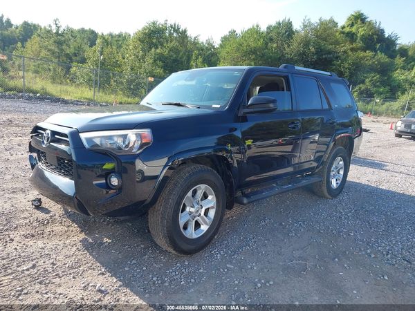2024 TOYOTA 4RUNNER SR5