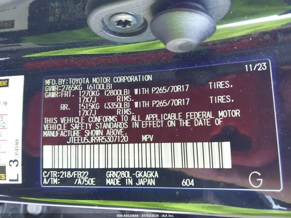 2024 TOYOTA 4RUNNER SR5
