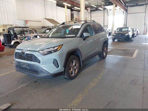 2022 TOYOTA RAV4 XLE