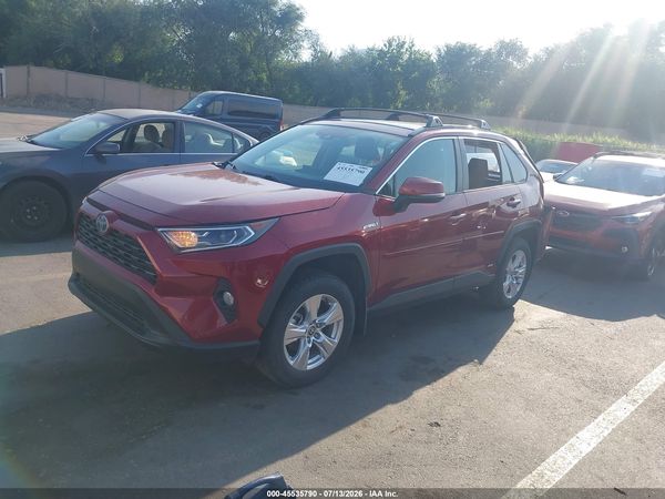2021 TOYOTA RAV4 HYBRID XLE