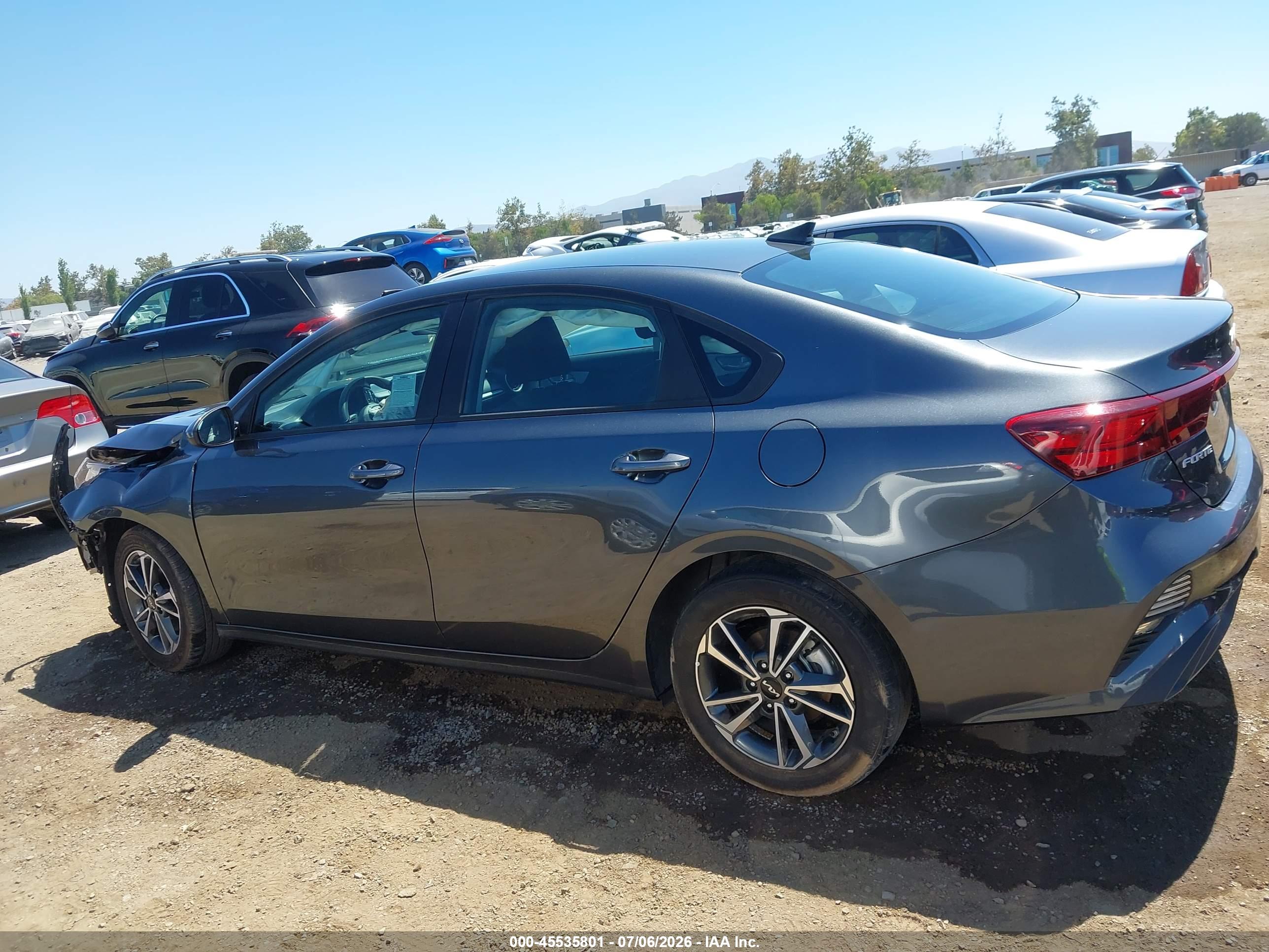2024 KIA FORTE LXS