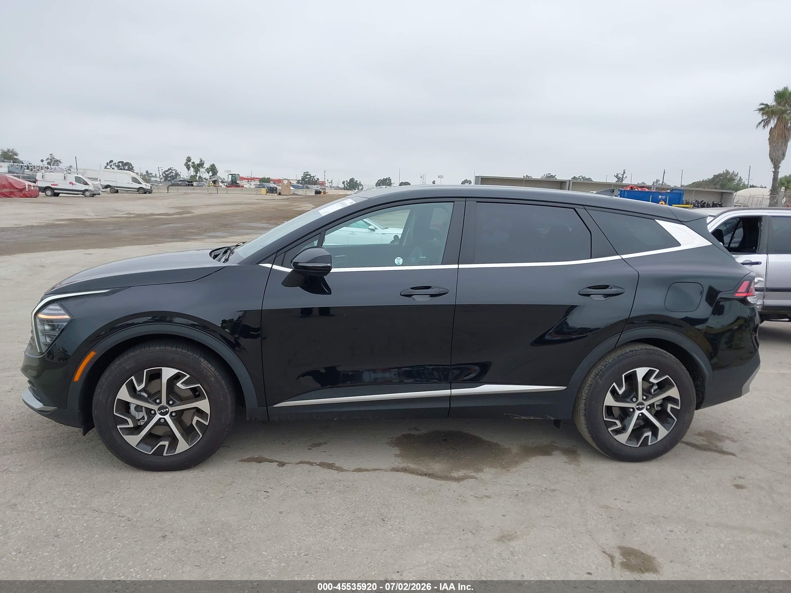 2024 KIA SPORTAGE EX