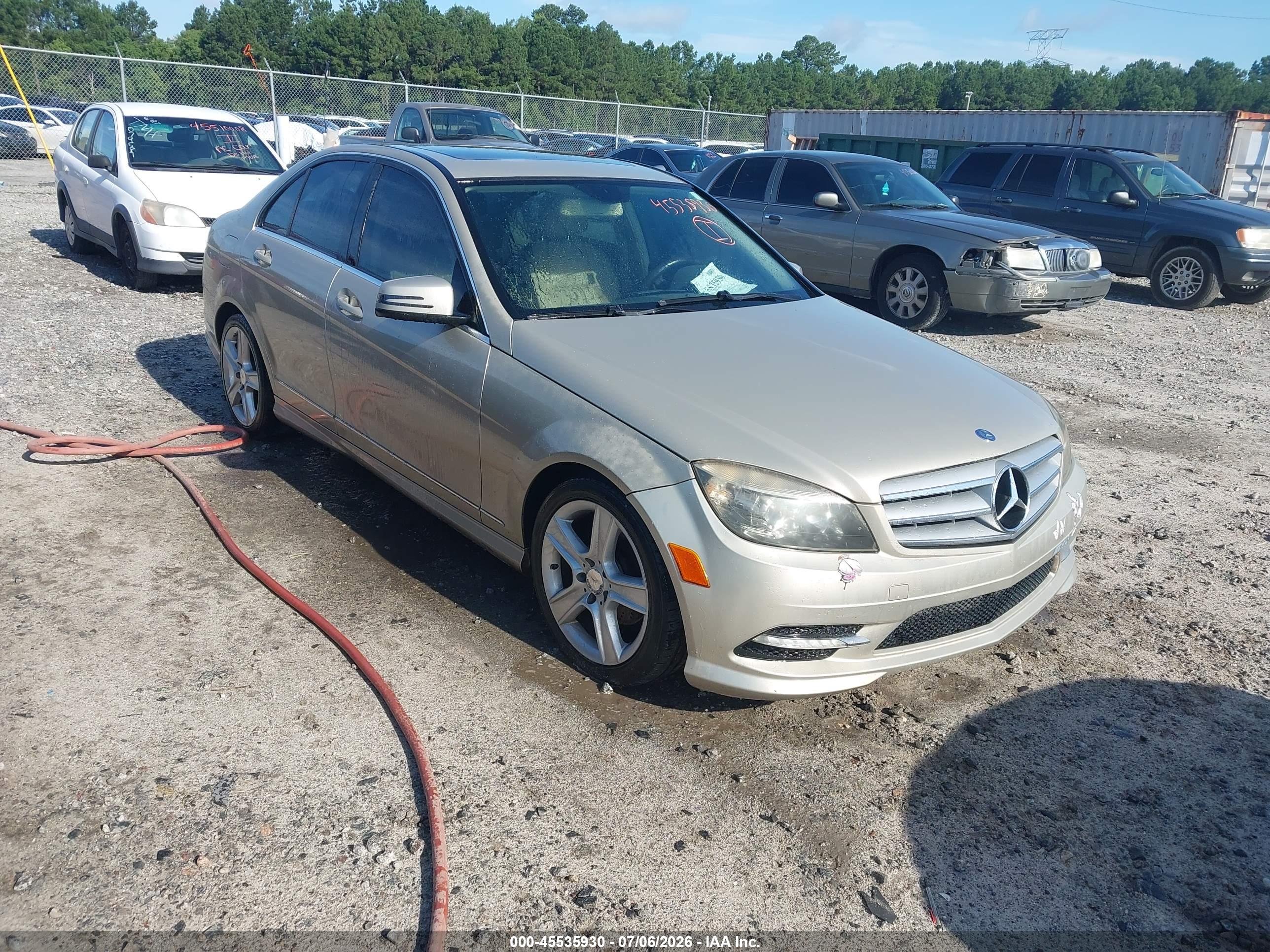 2011 MERCEDES-BENZ C 300 C300