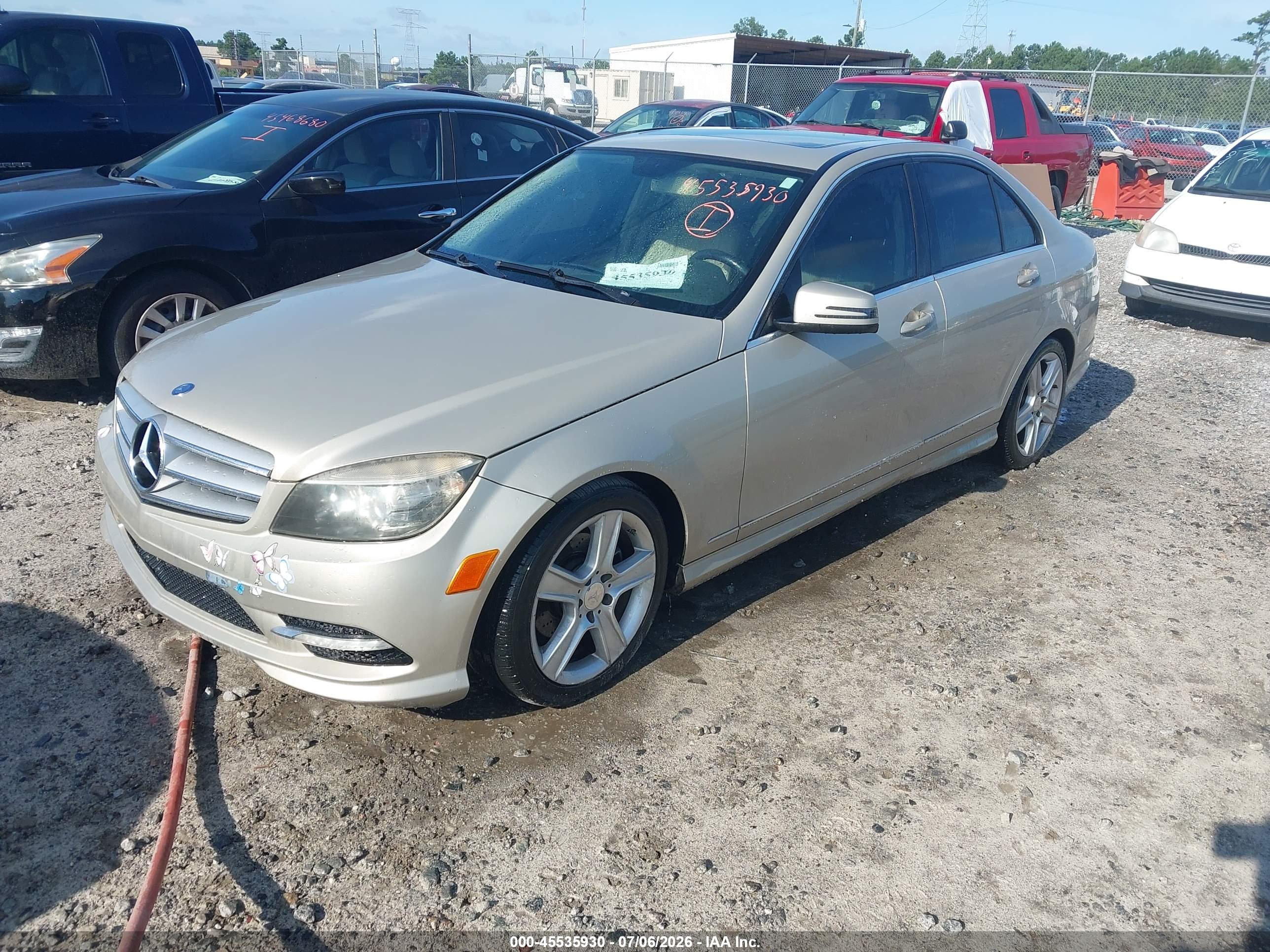 2011 MERCEDES-BENZ C 300 C300