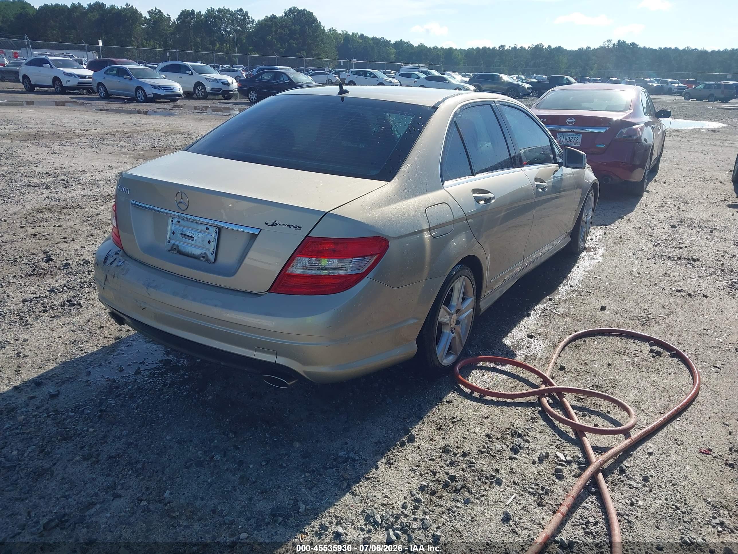2011 MERCEDES-BENZ C 300 C300