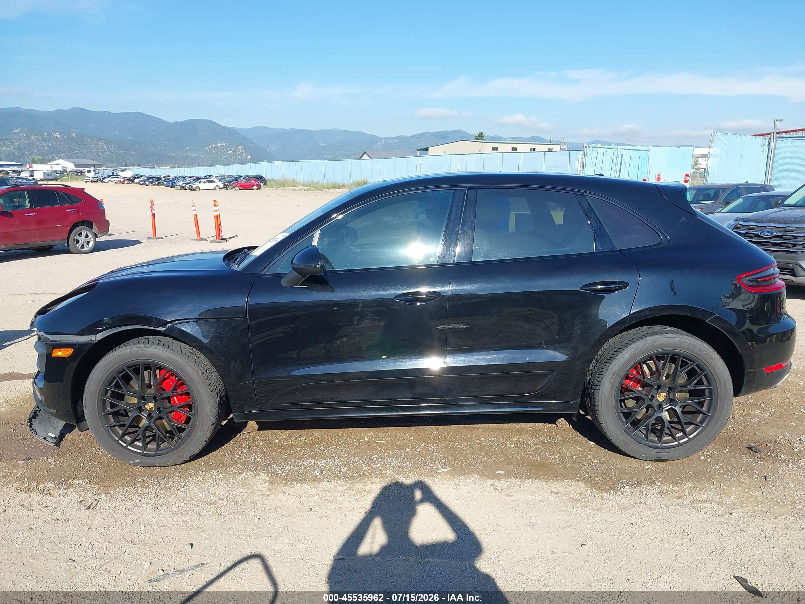 2015 PORSCHE MACAN TURBO