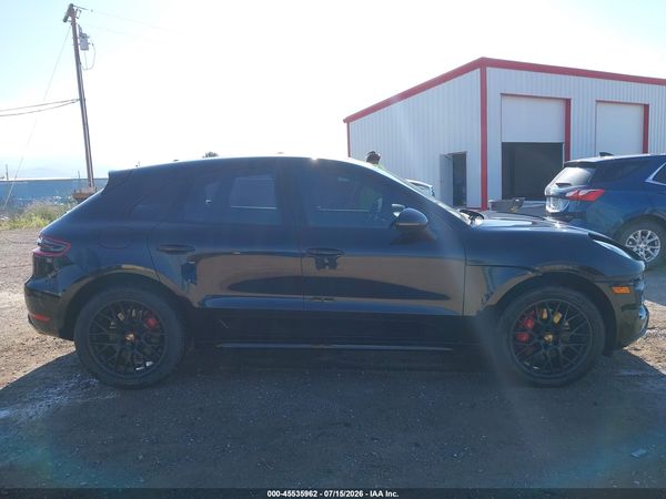 2015 PORSCHE MACAN TURBO