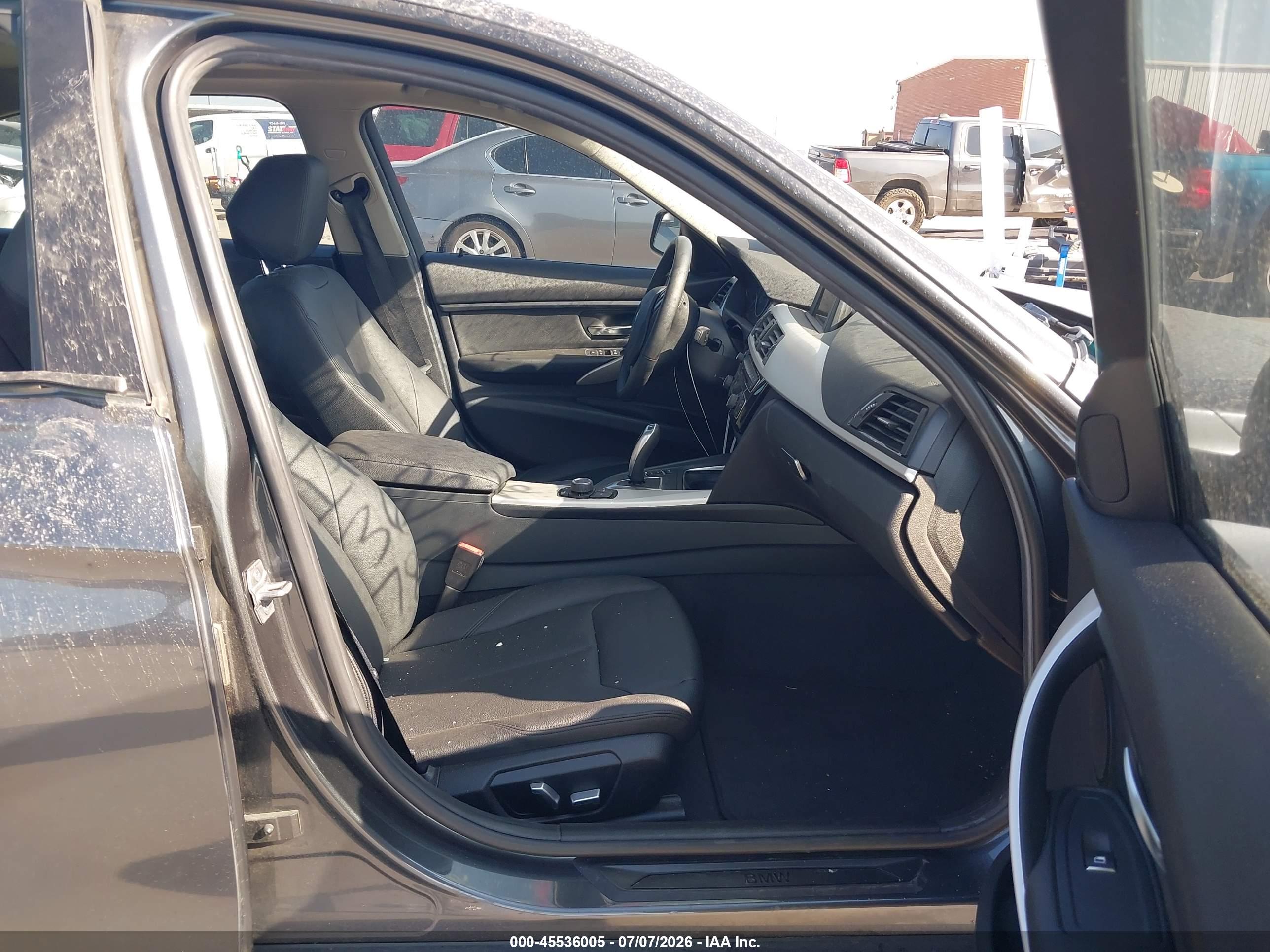2017 BMW 320I SA