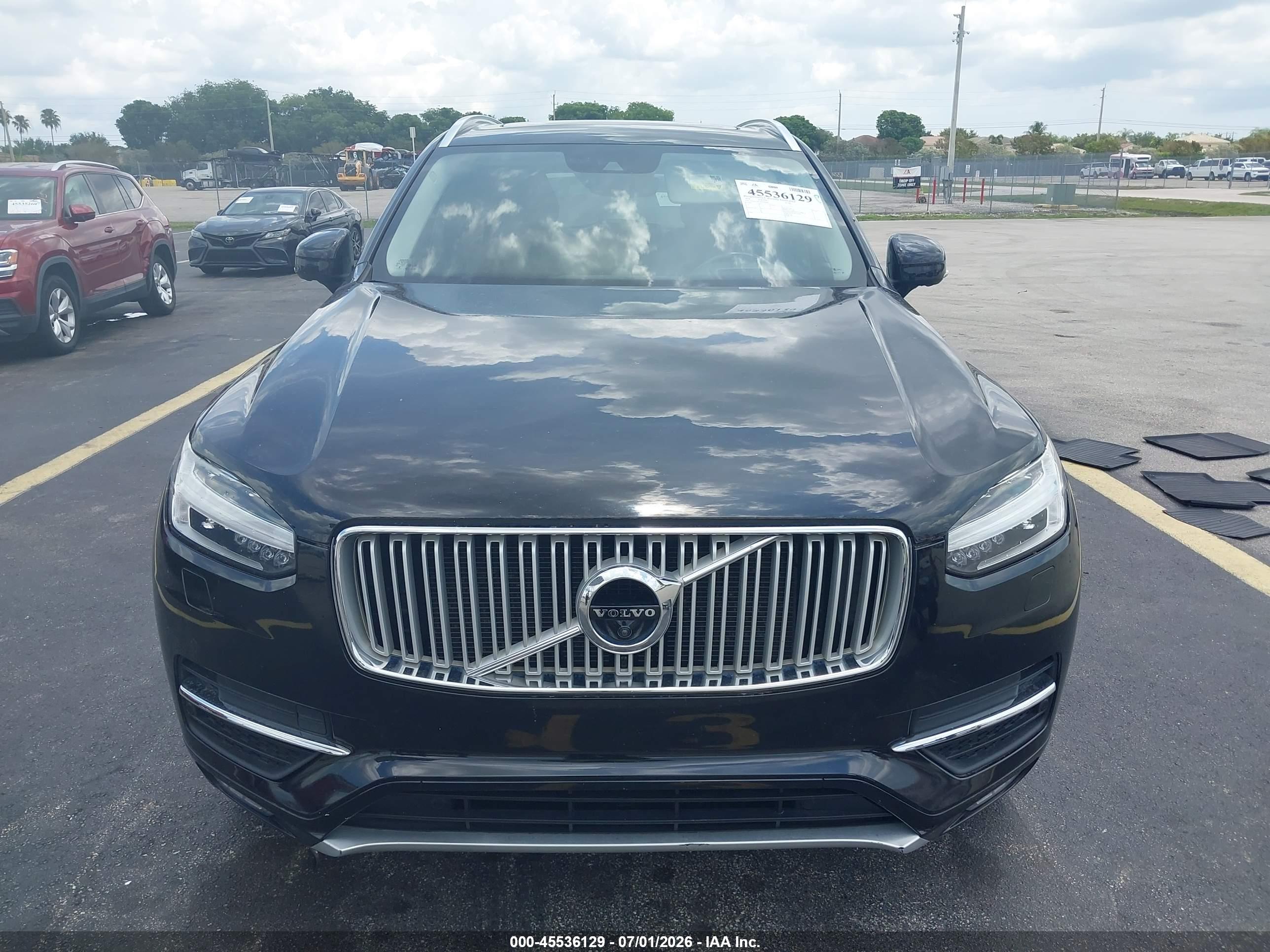 2018 VOLVO XC90 Inscription
