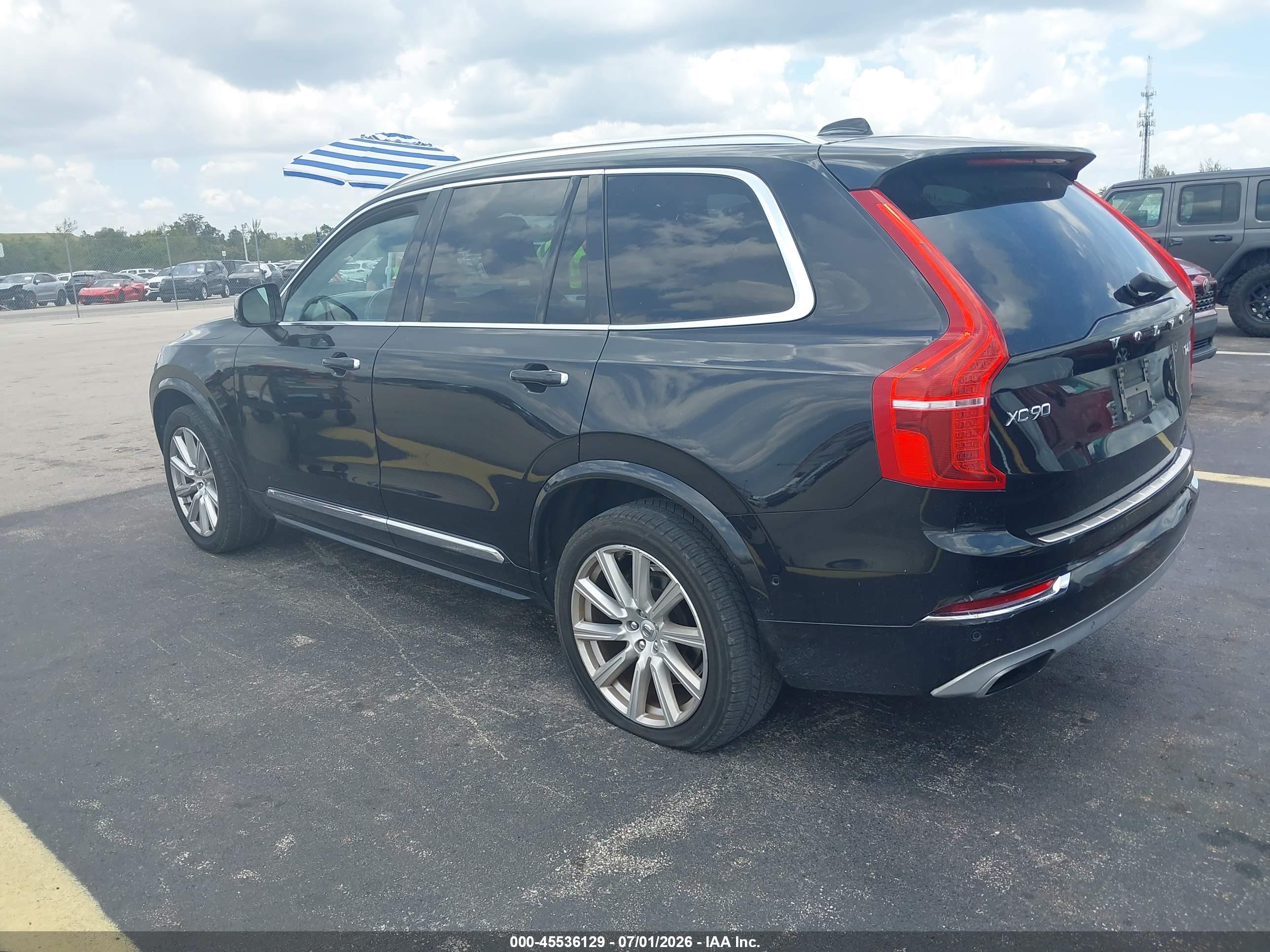 2018 VOLVO XC90 Inscription