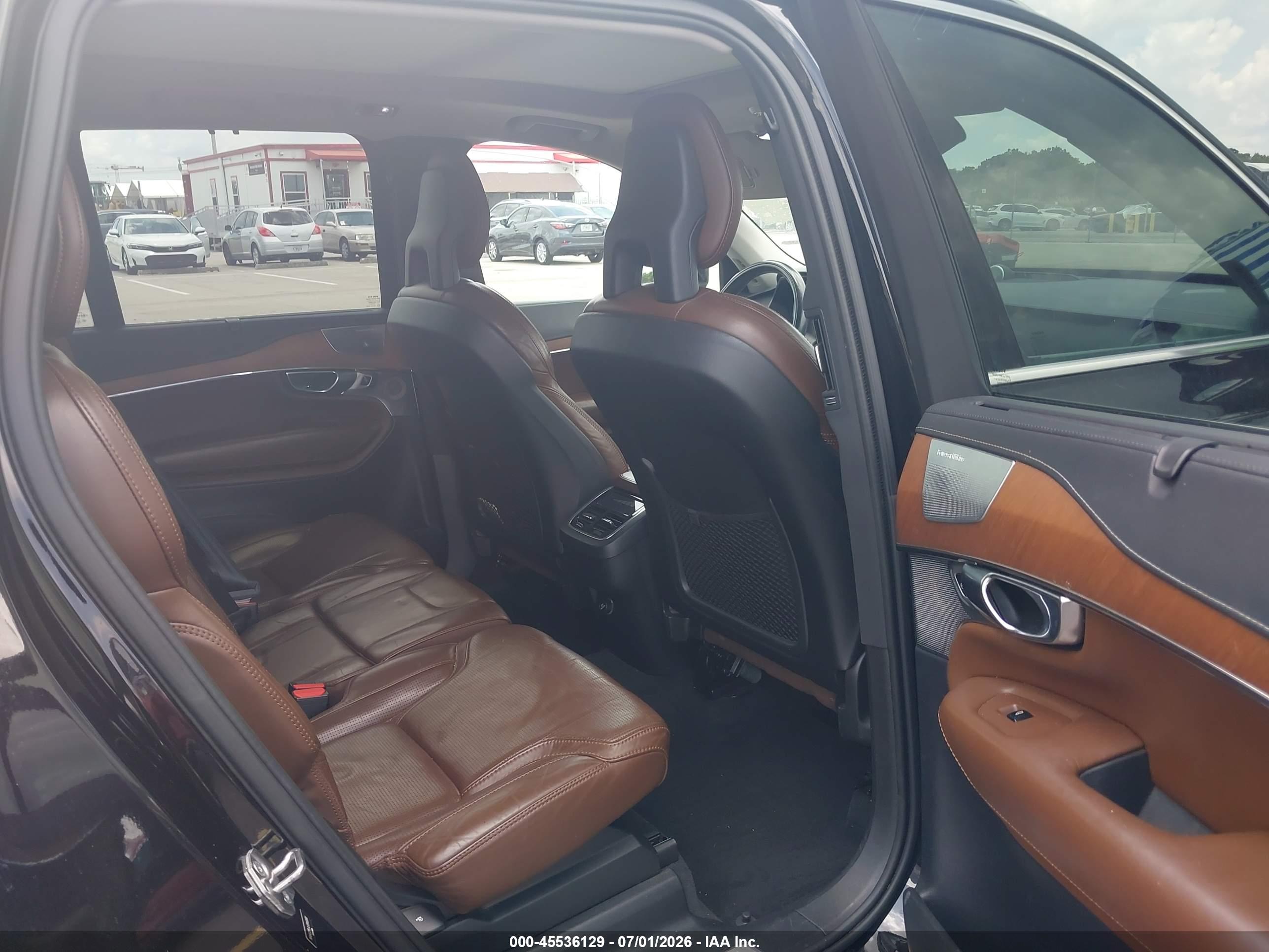 2018 VOLVO XC90 Inscription