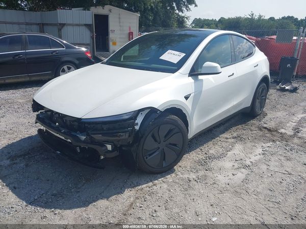 2026 TESLA MODEL Y