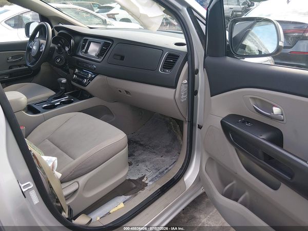 2019 KIA SEDONA LX