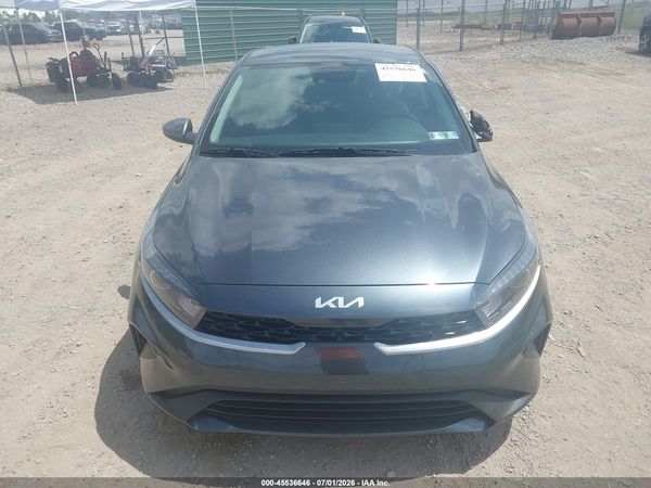 2023 KIA FORTE LXS
