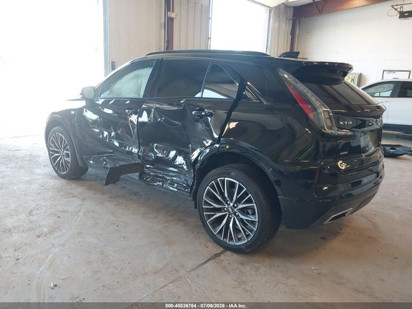 2024 CADILLAC XT4 AWD SPORT