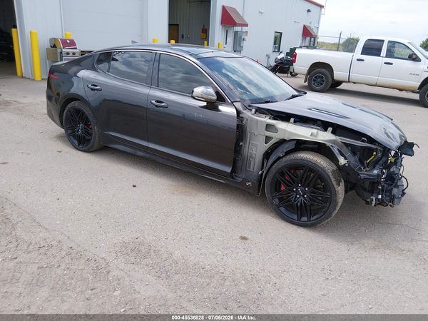 2022 KIA STINGER GT1