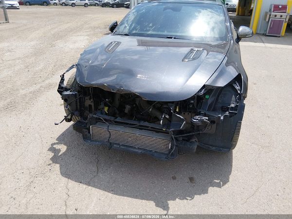 2022 KIA STINGER GT1