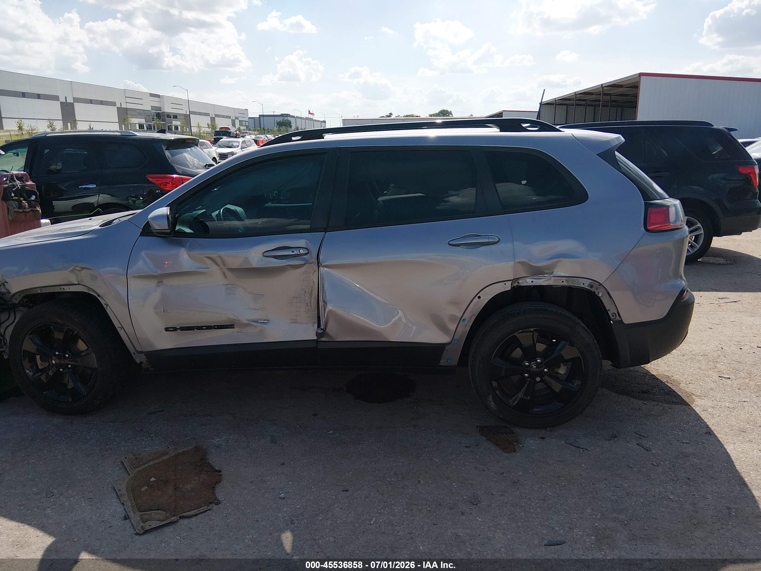 2019 JEEP CHEROKEE ALTITUDE FWD
