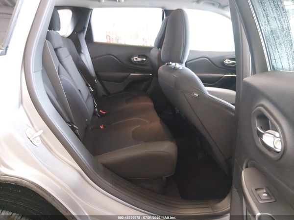 2019 JEEP CHEROKEE LATITUDE 4X4