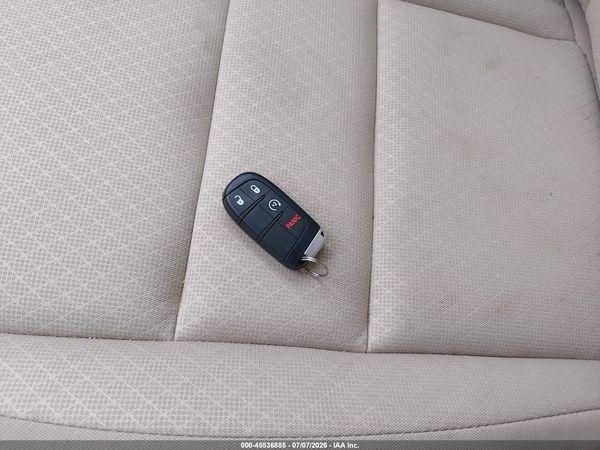2019 JEEP GRAND CHEROKEE LAREDO E 4X4