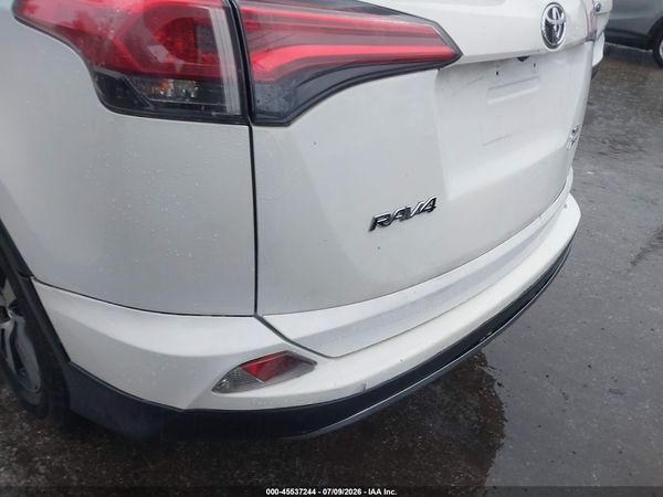 2017 TOYOTA RAV4 XLE