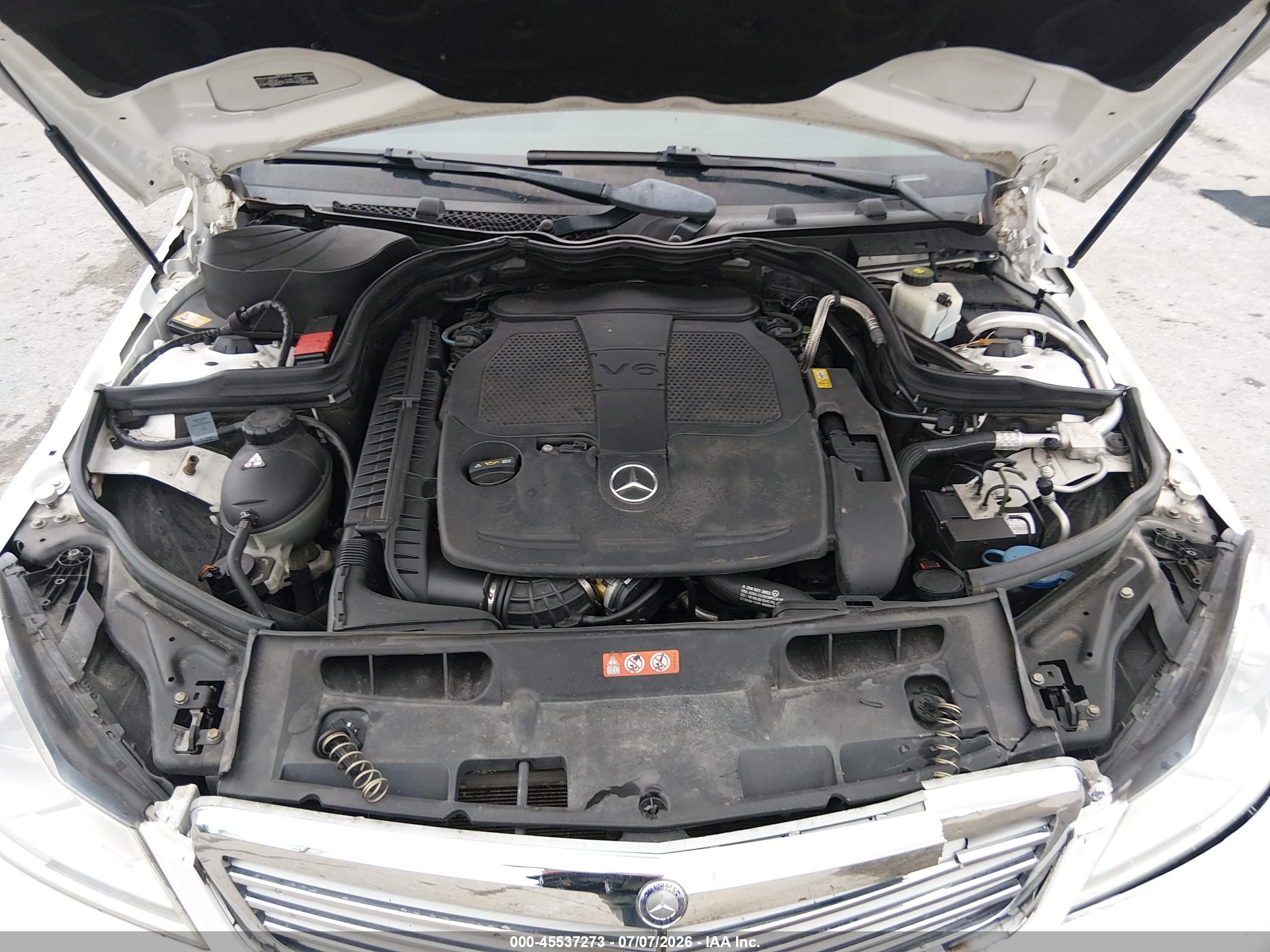 2013 MERCEDES-BENZ C 300 LUXURY 4MATIC