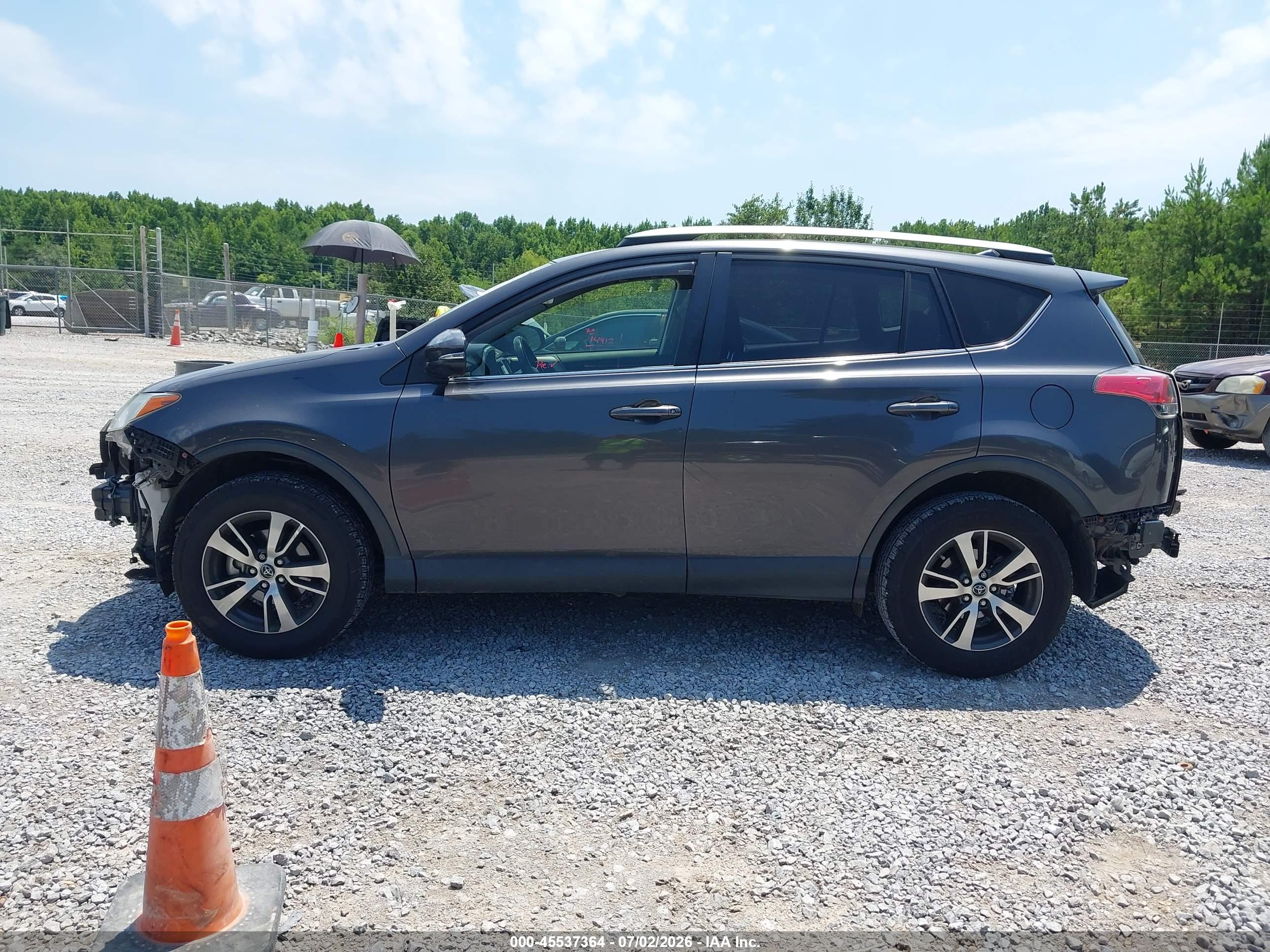 2018 TOYOTA RAV4 XLE