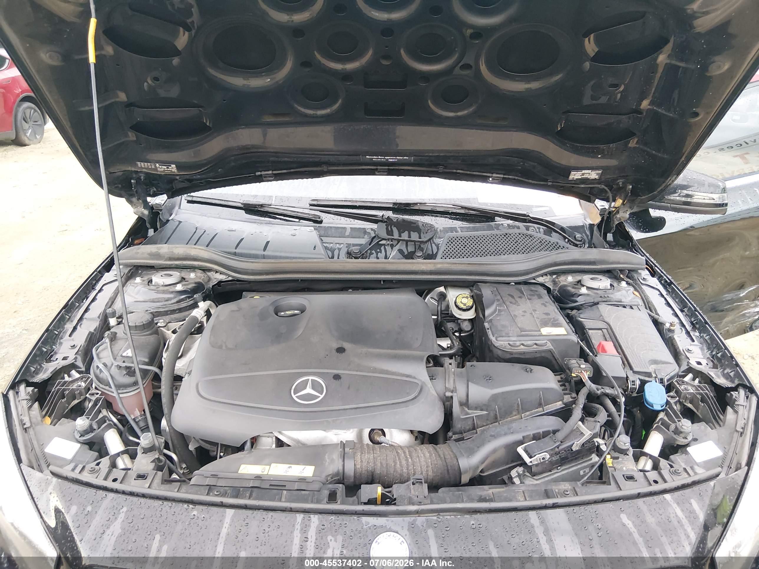 2015 MERCEDES-BENZ GLA 250 GLA250